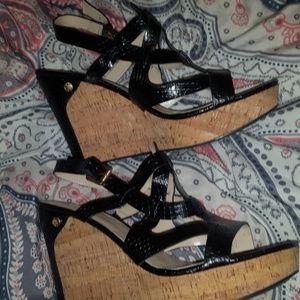 $9 Today only $10! [GUE$$]   Wedged Shoes  × 11 M